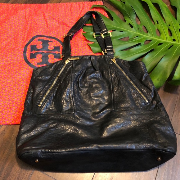 Tory Burch Handbags - Tory burch Bag -Shoulder Leather Purse